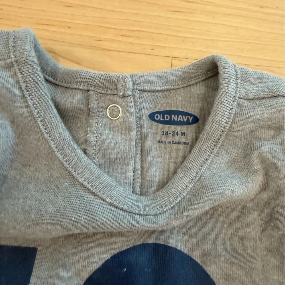GAP Floral and Old Navy Gray Kids Bodysuit Set
